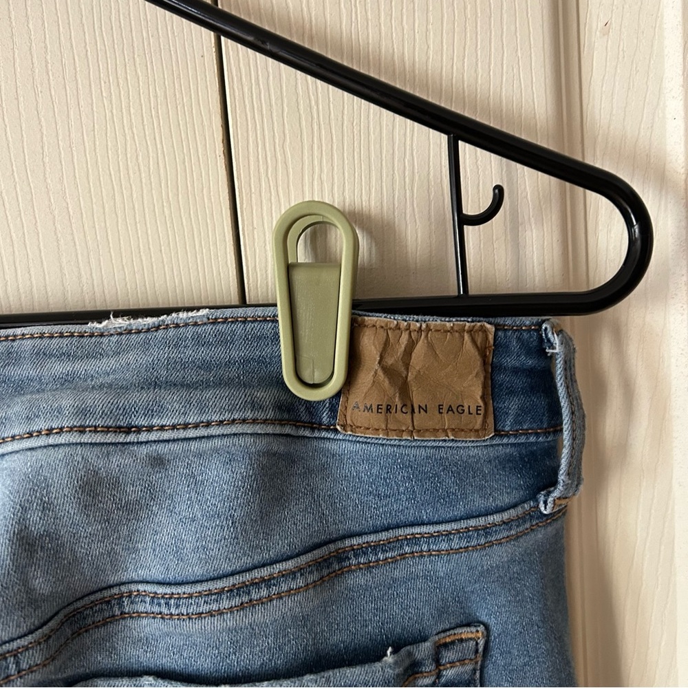 American Eagle Blue Skinny Jeans Distressed Style - Picture 4 of 7